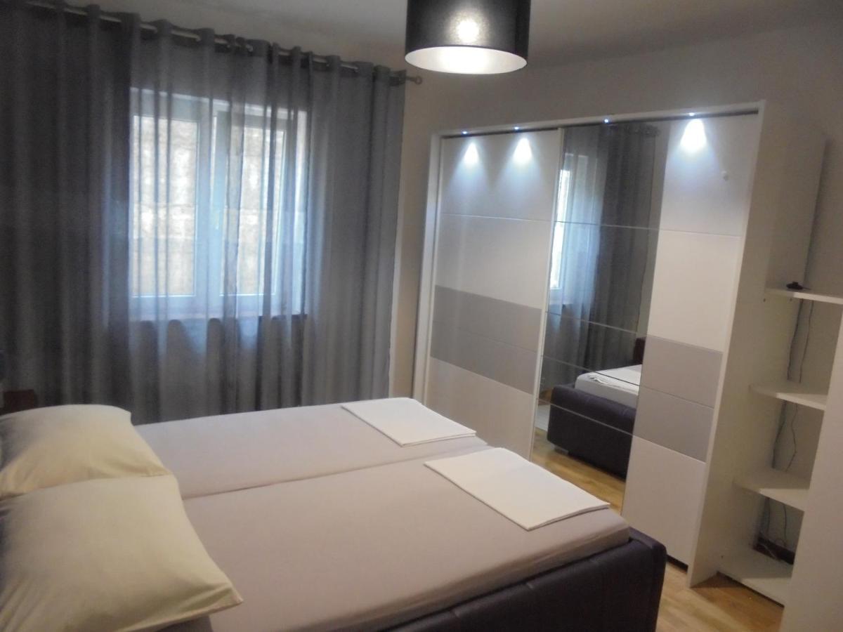 Apartment Maestral セニ エクステリア 写真